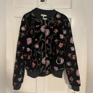 Velvet and embroidered black flowered bomber jacket